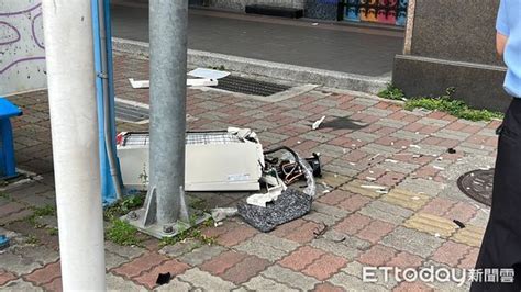 17樓|快訊／冷氣機17樓掉落！21歲女等公車遭砸中頭破命危。